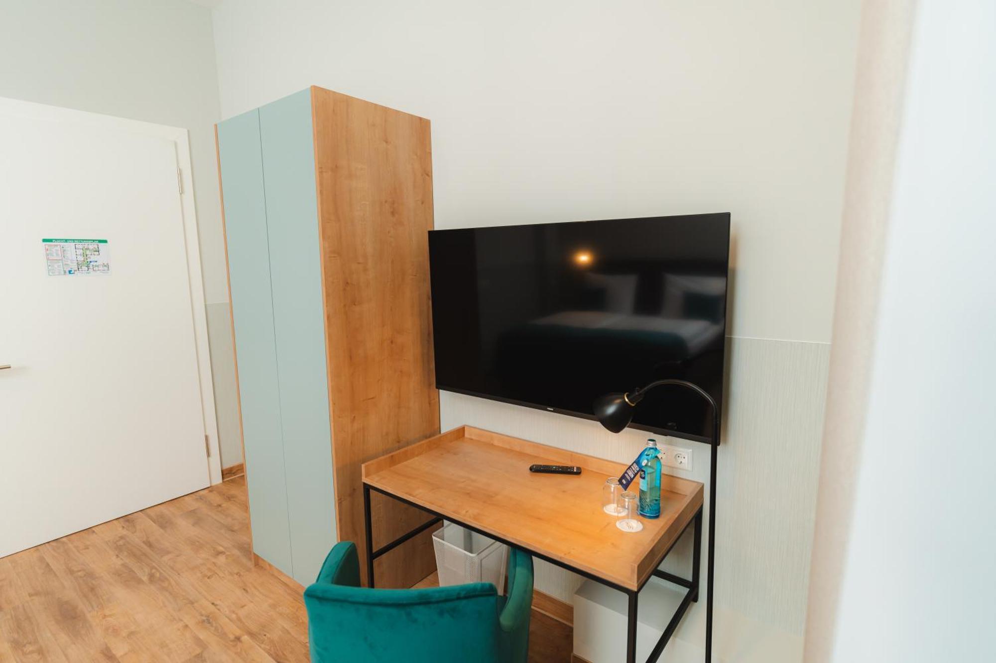 H24 Hotel Apartments Eberswalde Екстериор снимка